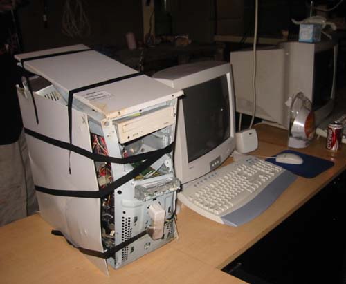 En mycket trevlig exempel på en server som en av våra kunder ställt in i vår serverhall - s k co-location